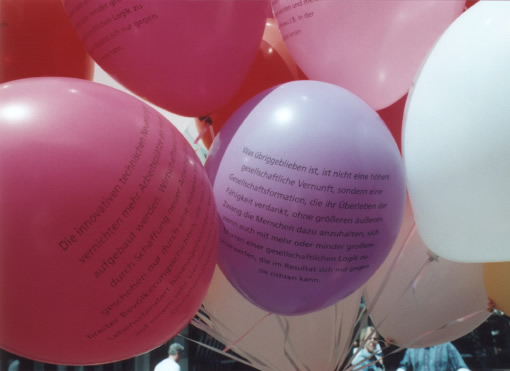 The ja ja nein nein living room sculpture