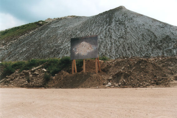 The ja ja nein nein living room sculpture